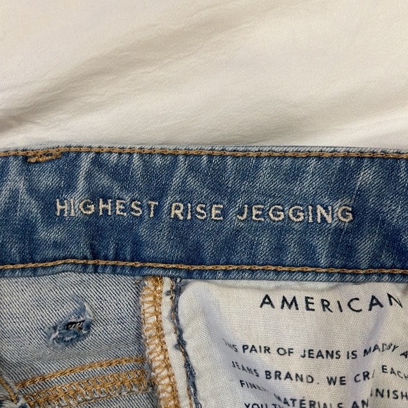 NWOT American Eagle Highest Rise Jegging - Light Wash - Picture 9 of 9